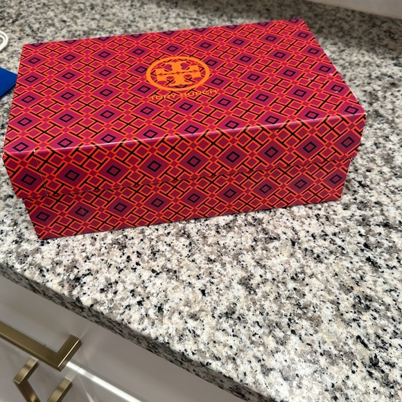 Tory Burch Elizabeth flat - Picture 9 of 9